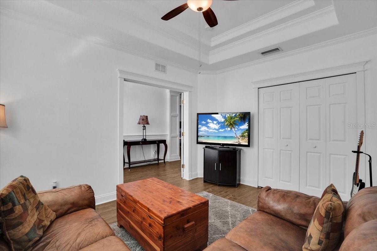 POMELLO CITY CENTRAL - Residential