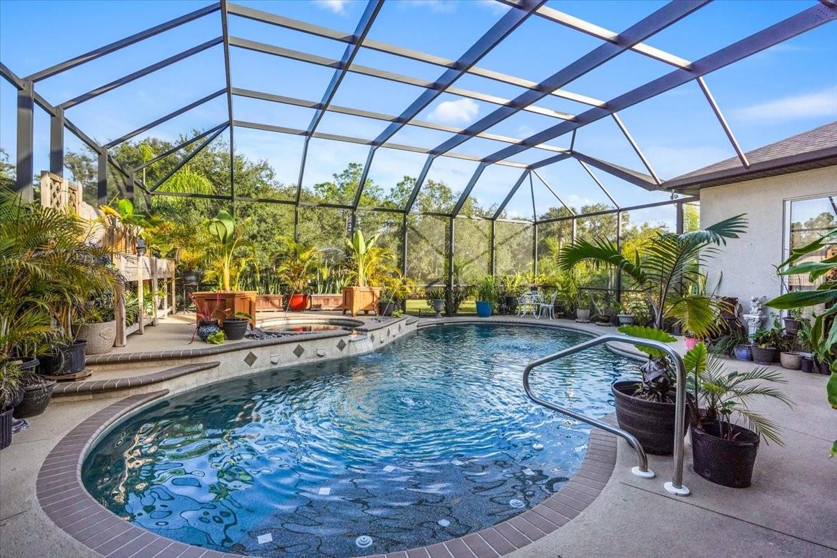 POMELLO CITY CENTRAL - Residential