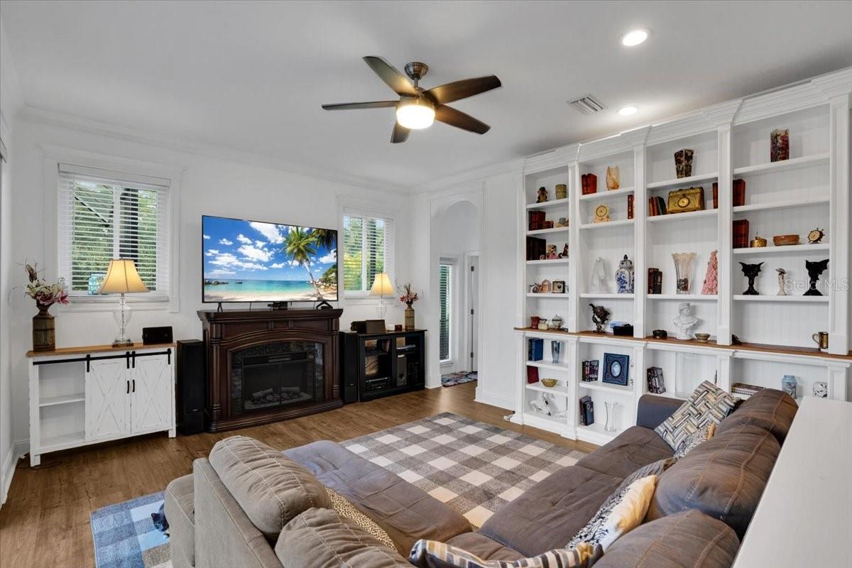 POMELLO CITY CENTRAL - Residential