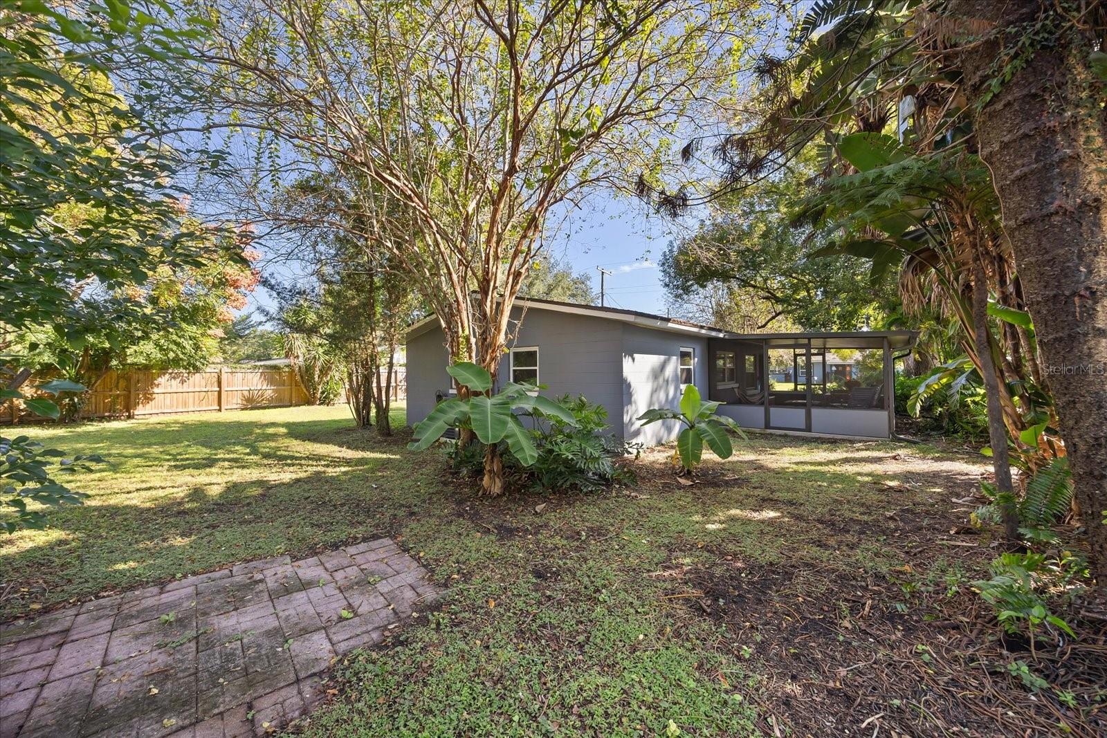 CONDEL GARDENS - Residential