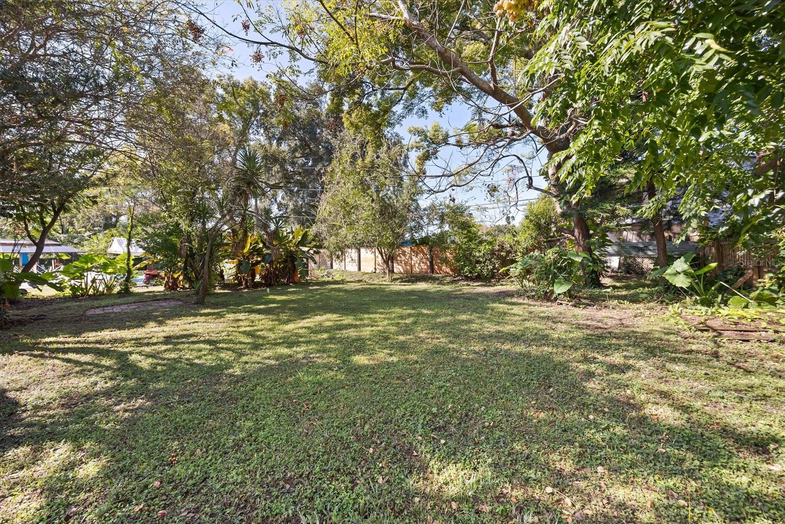 CONDEL GARDENS - Residential