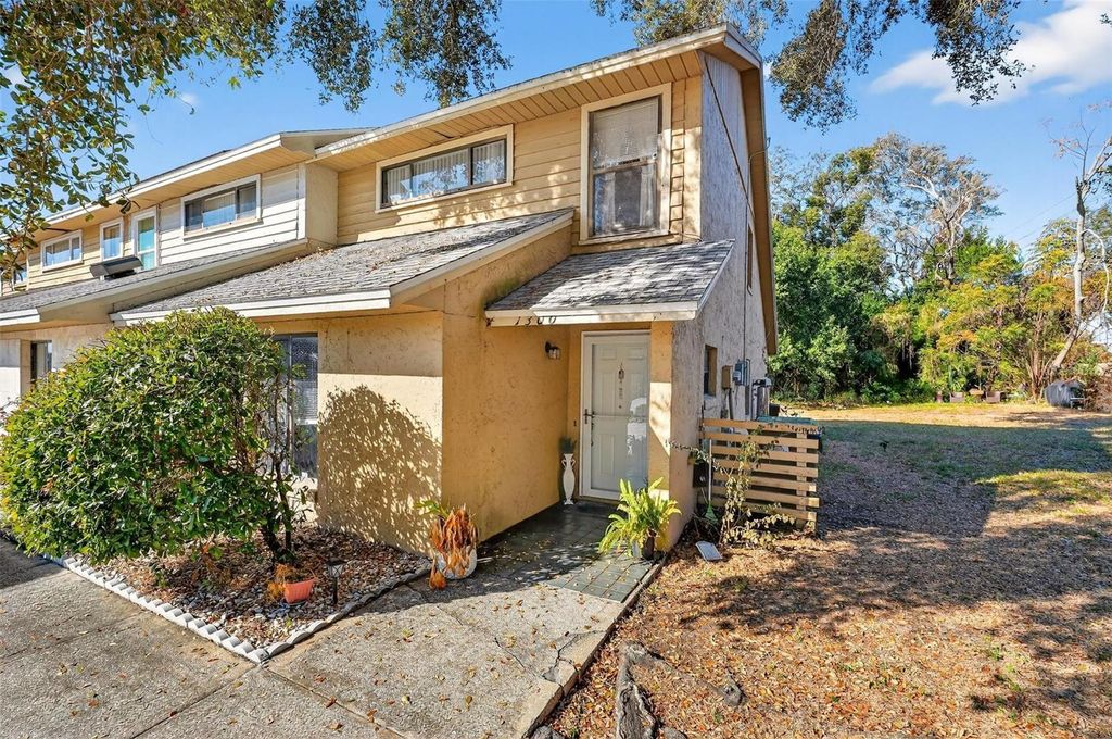 Photo of 1300 Woodman Way, Orlando, FL 32818 (MLS # O6382617)