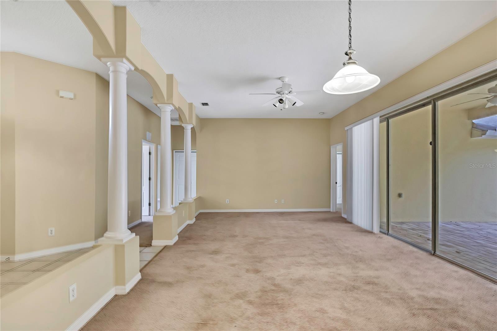 SPRING HILL - Residential