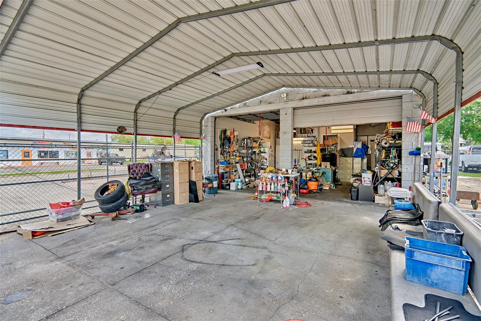 BRUSHS ADD TO GVILLE - Commercial Lease