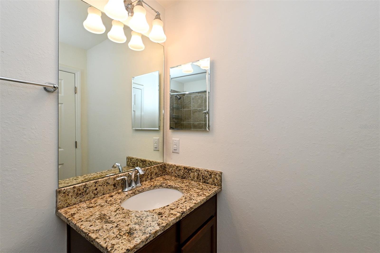 LAKEWOOD NATIONAL - Residential Lease