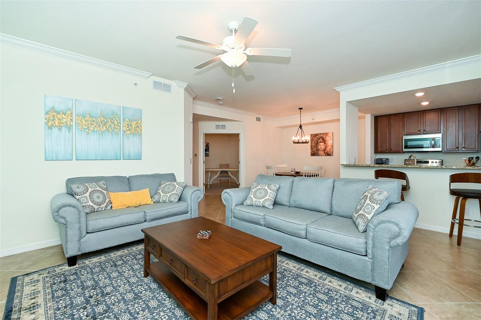 LAKEWOOD NATIONAL - Residential Lease