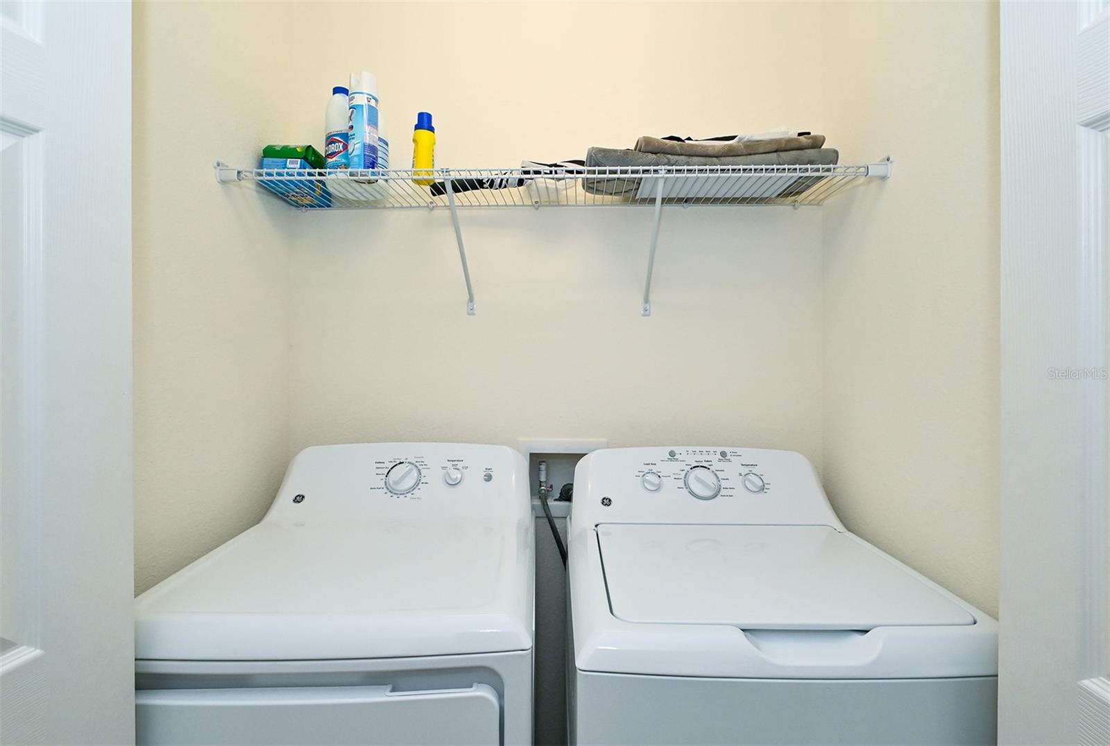 LAKEWOOD NATIONAL - Residential Lease