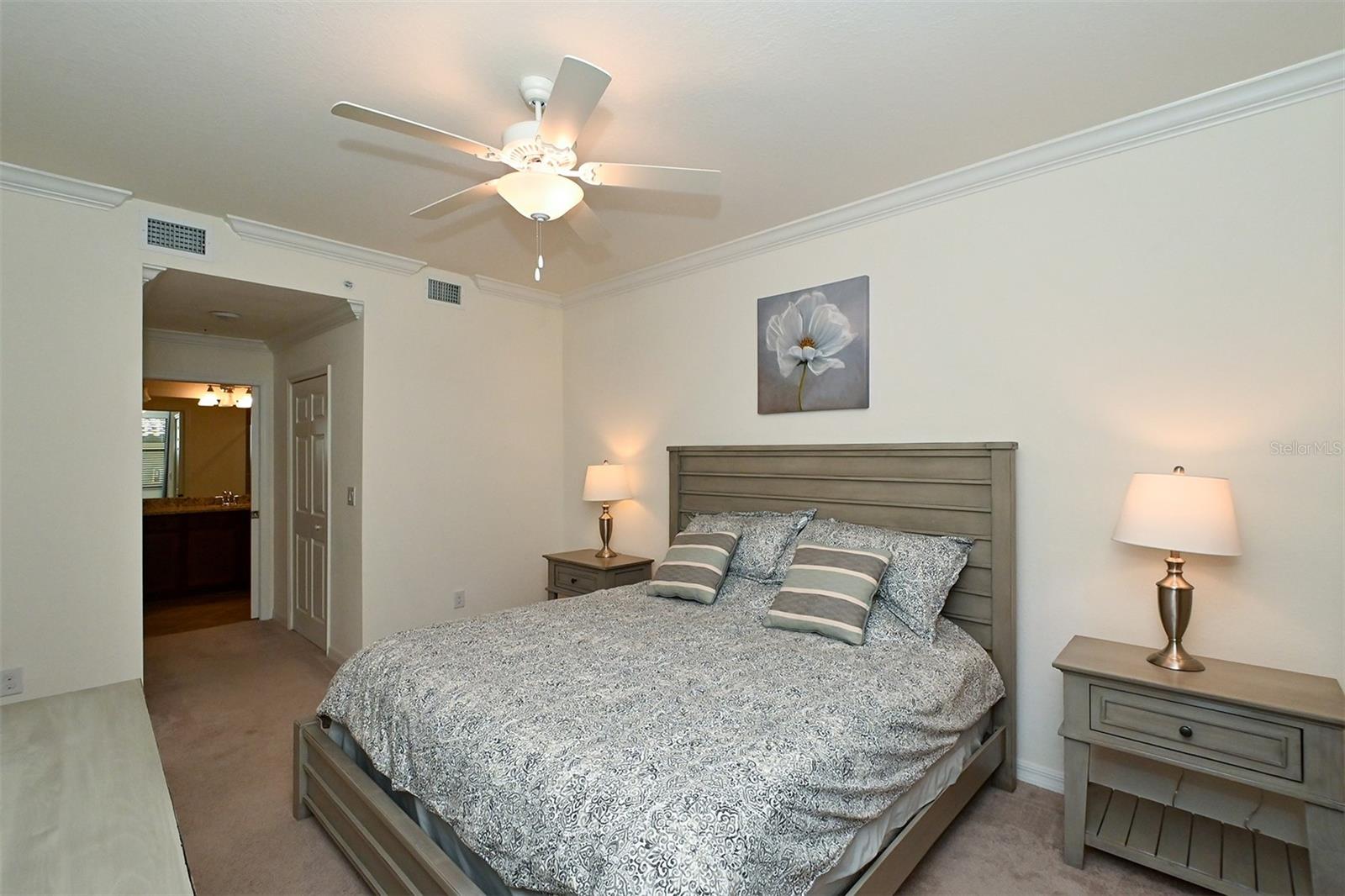 LAKEWOOD NATIONAL - Residential Lease