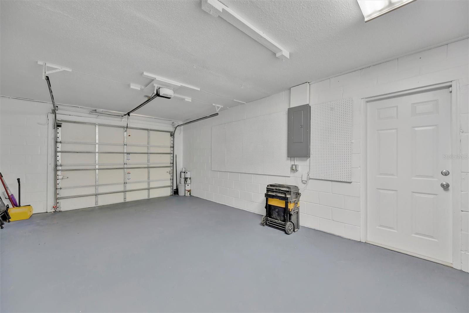 APOLLO BEACH UNIT TWO - Residential