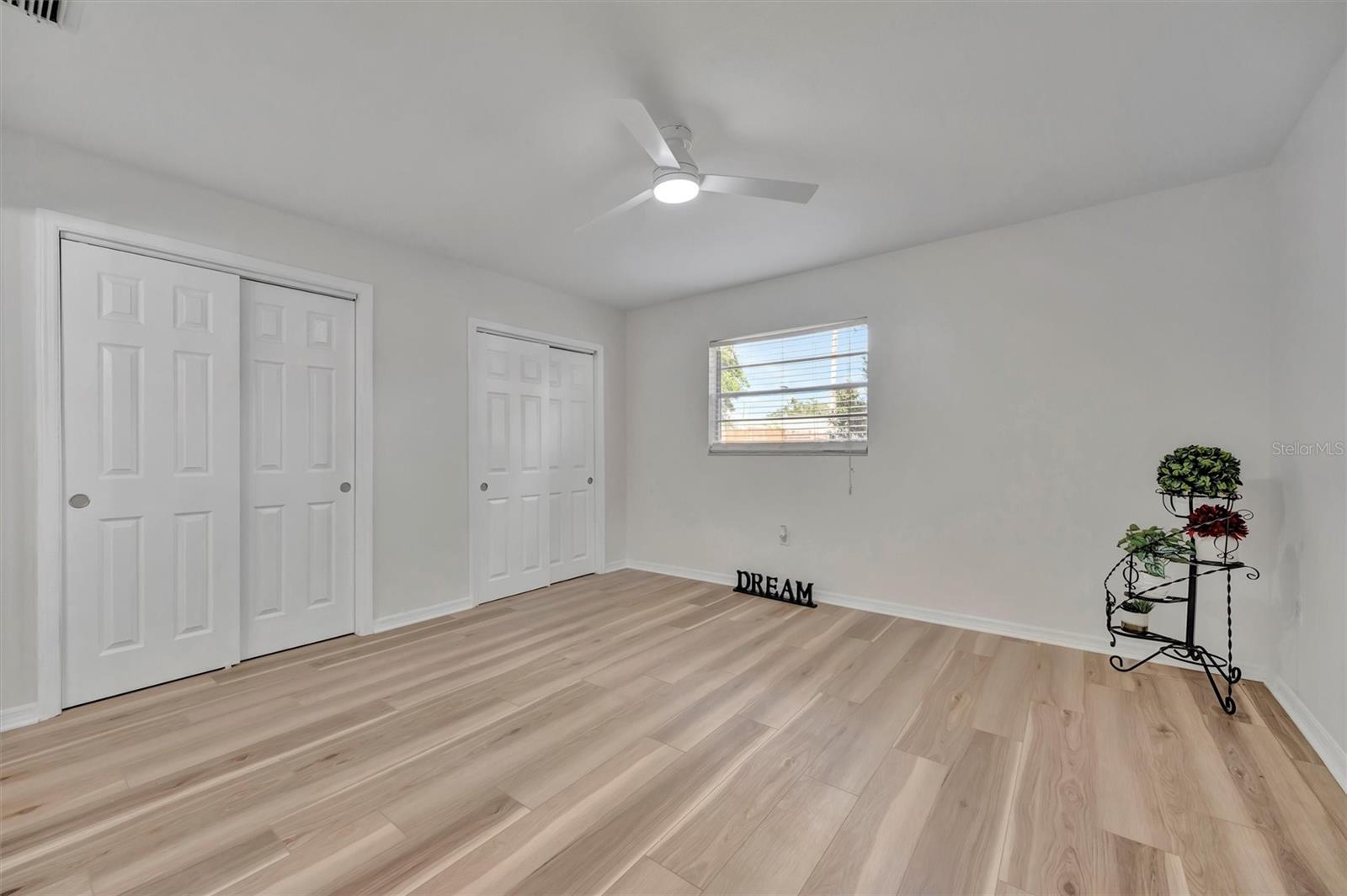 APOLLO BEACH UNIT TWO - Residential