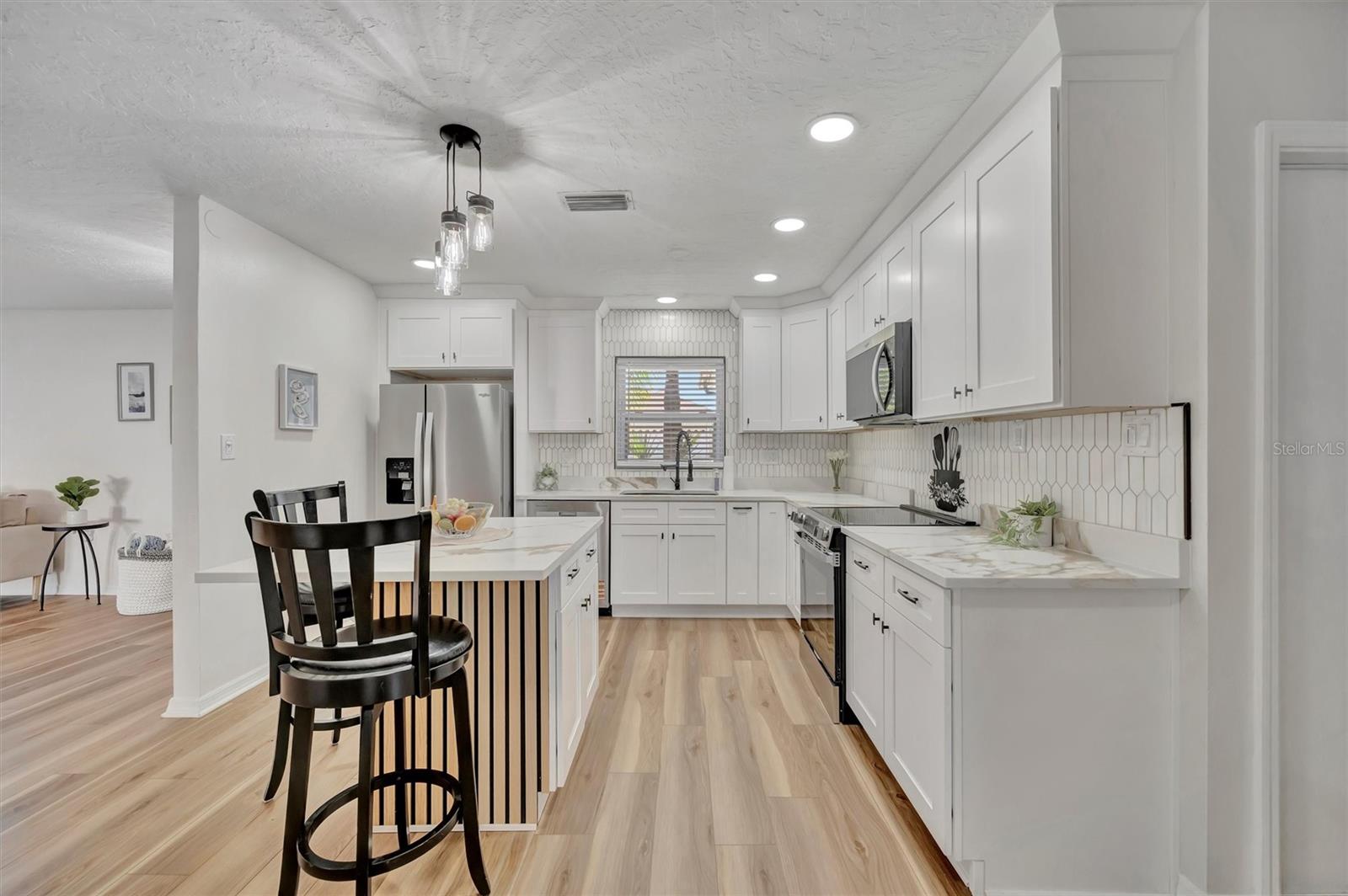 APOLLO BEACH UNIT TWO - Residential