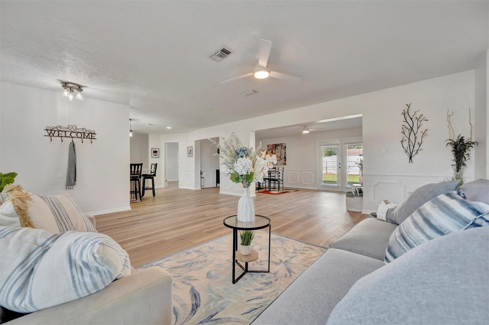 APOLLO BEACH UNIT TWO - Residential