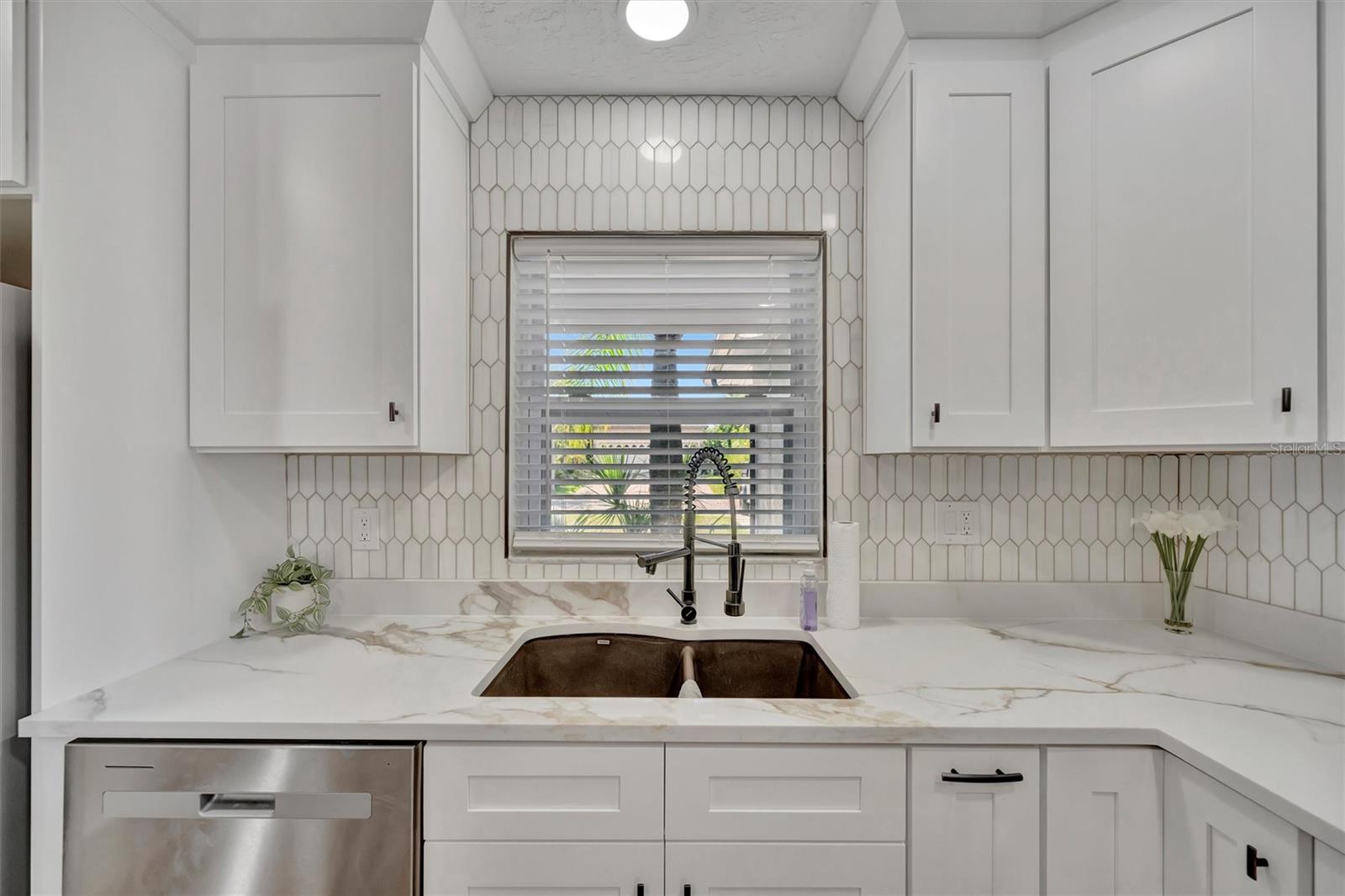 APOLLO BEACH UNIT TWO - Residential