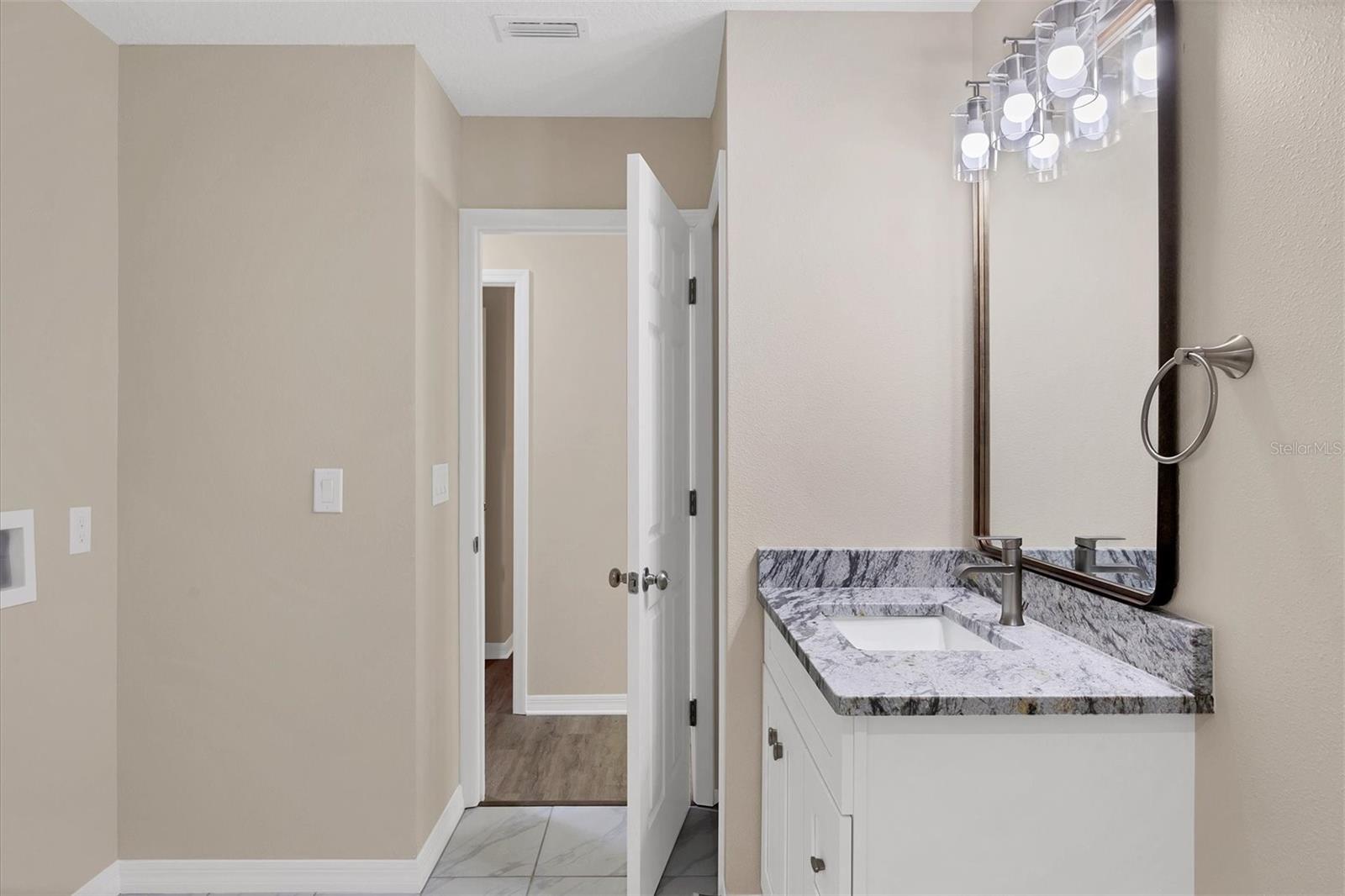 NEWTOWN HEIGHTS FIRST ADD TO - Residential