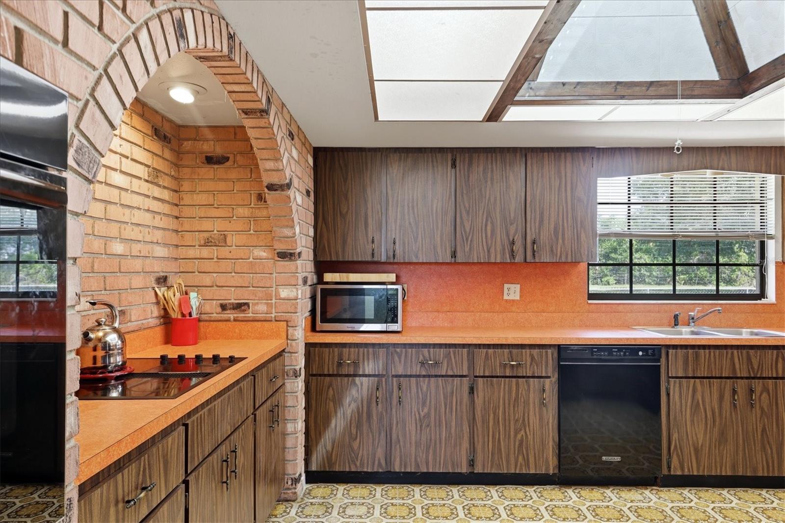 MISC. ACREAGE - Residential