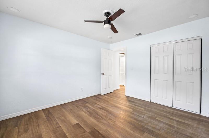 ACREAGE - Residential Income