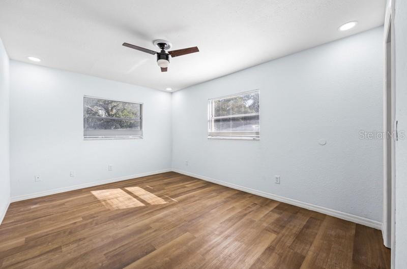 ACREAGE - Residential Income