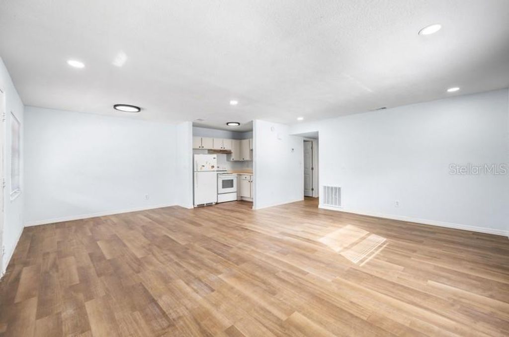 Photo of 1132 Auburn Street, Clearwater, FL 33756 (MLS # O6387667)