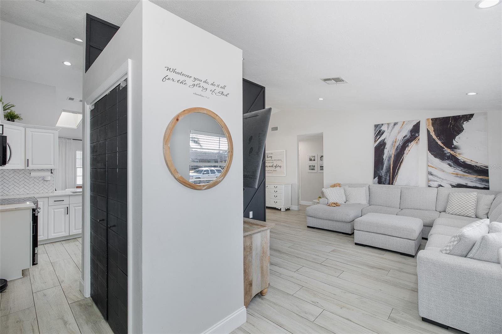 RIVER CROSSING - Residential