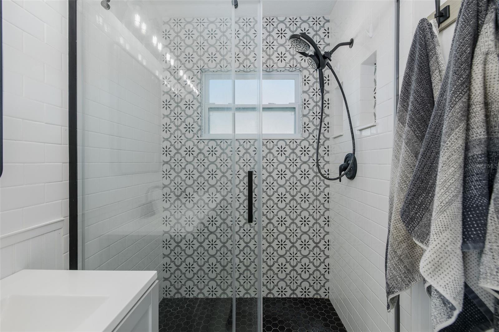 RIVER CROSSING - Residential