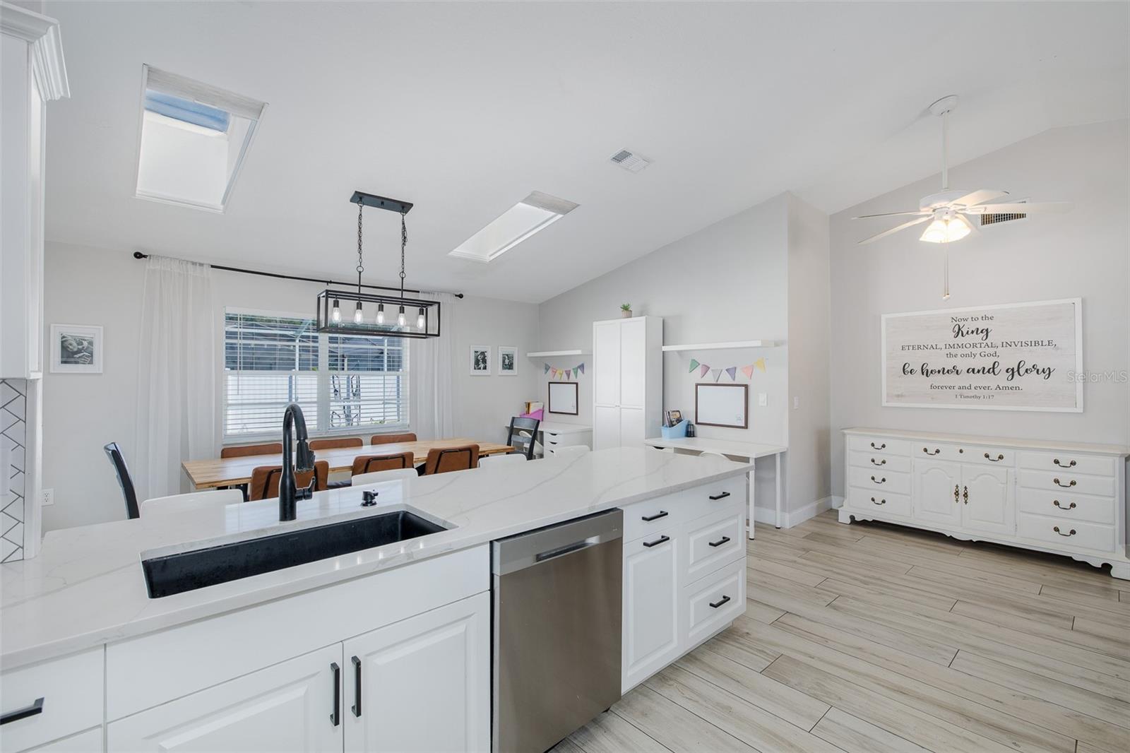 RIVER CROSSING - Residential