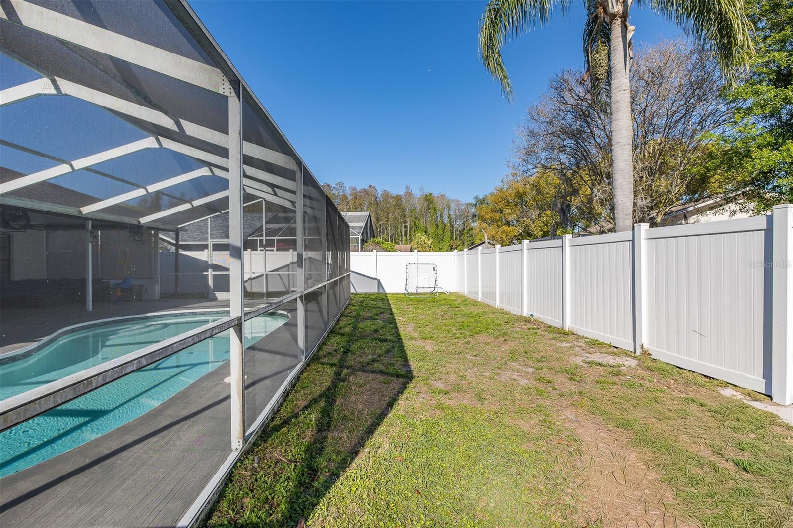 RIVER CROSSING - Residential