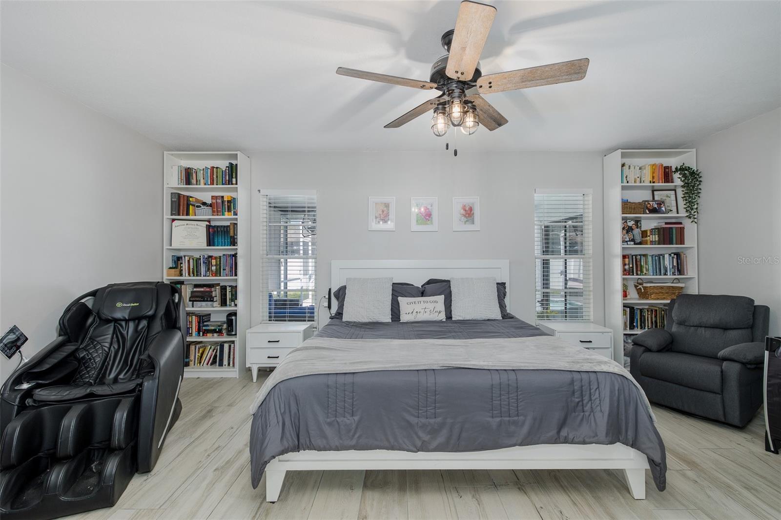 RIVER CROSSING - Residential