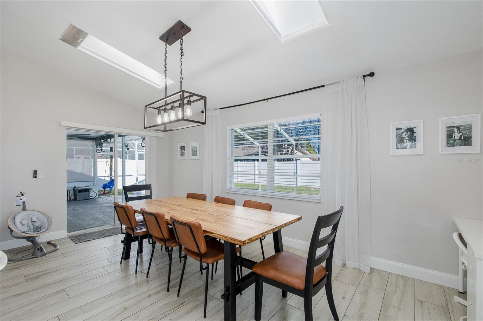 RIVER CROSSING - Residential