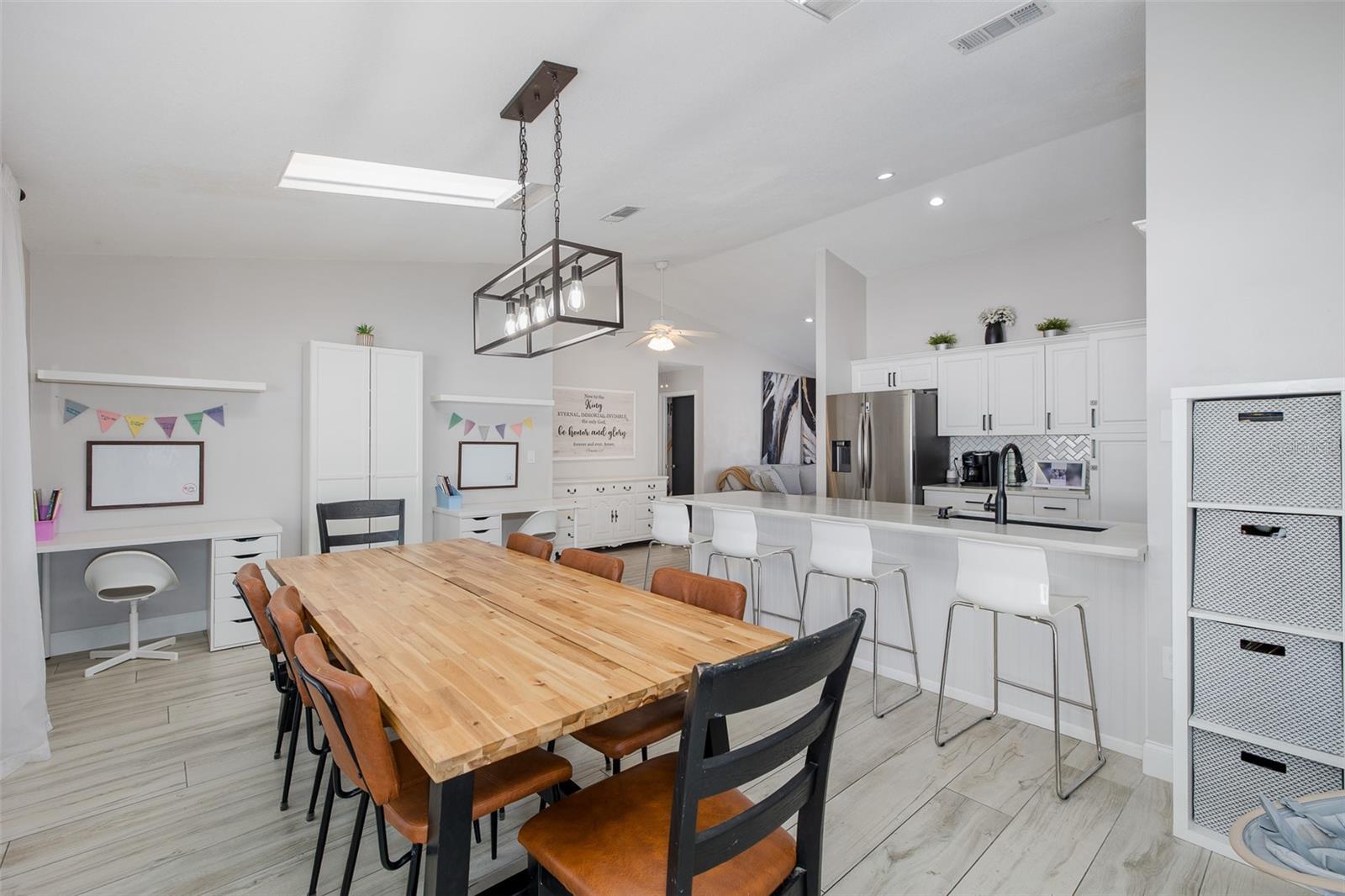 RIVER CROSSING - Residential