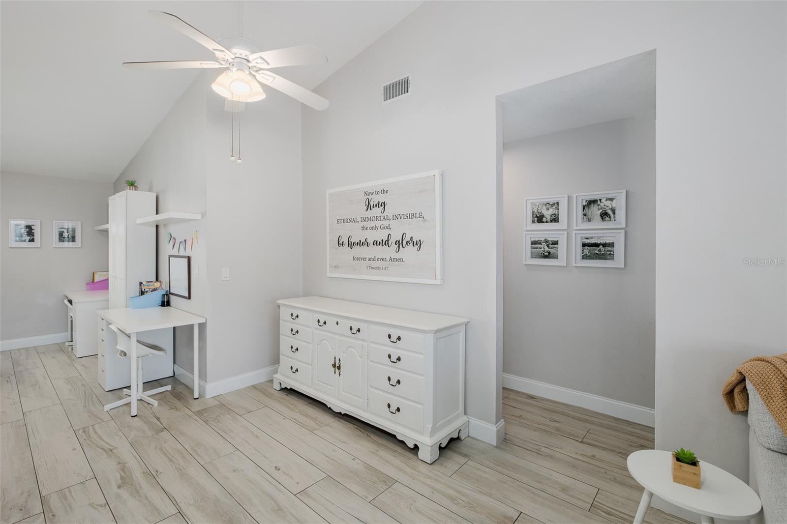 RIVER CROSSING - Residential