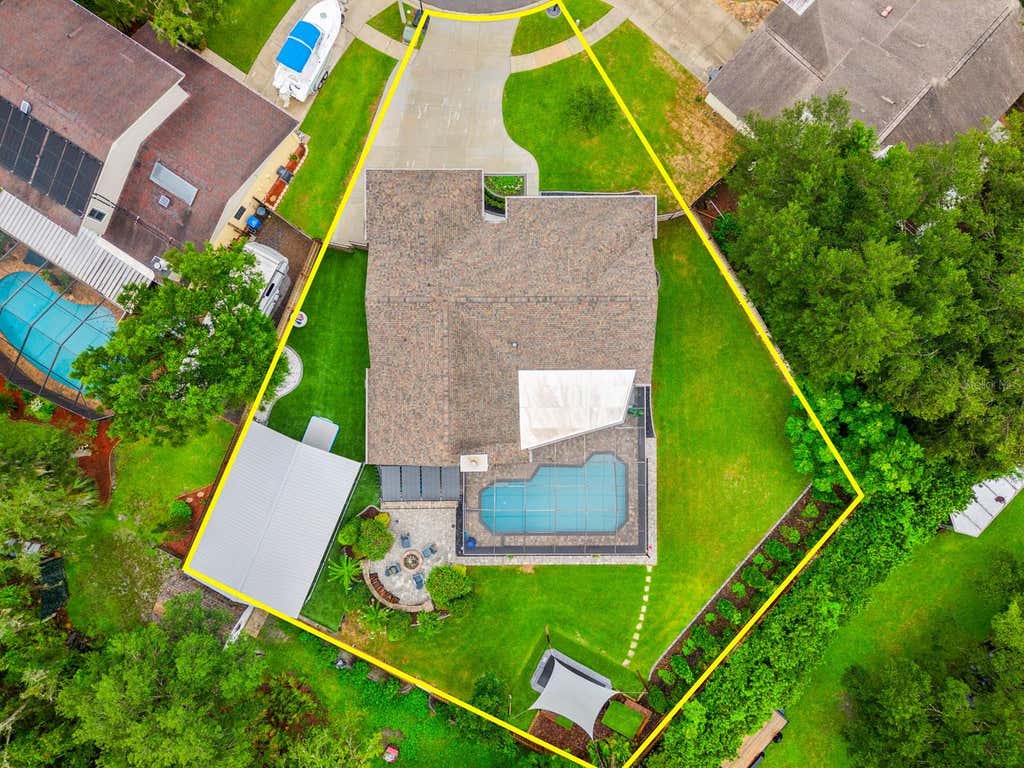 Photo of 3906 Braun Way, Valrico, FL 33596 (MLS # TB8535527)