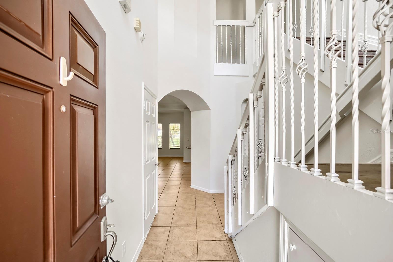 1048 TULLAMORE DRIVE