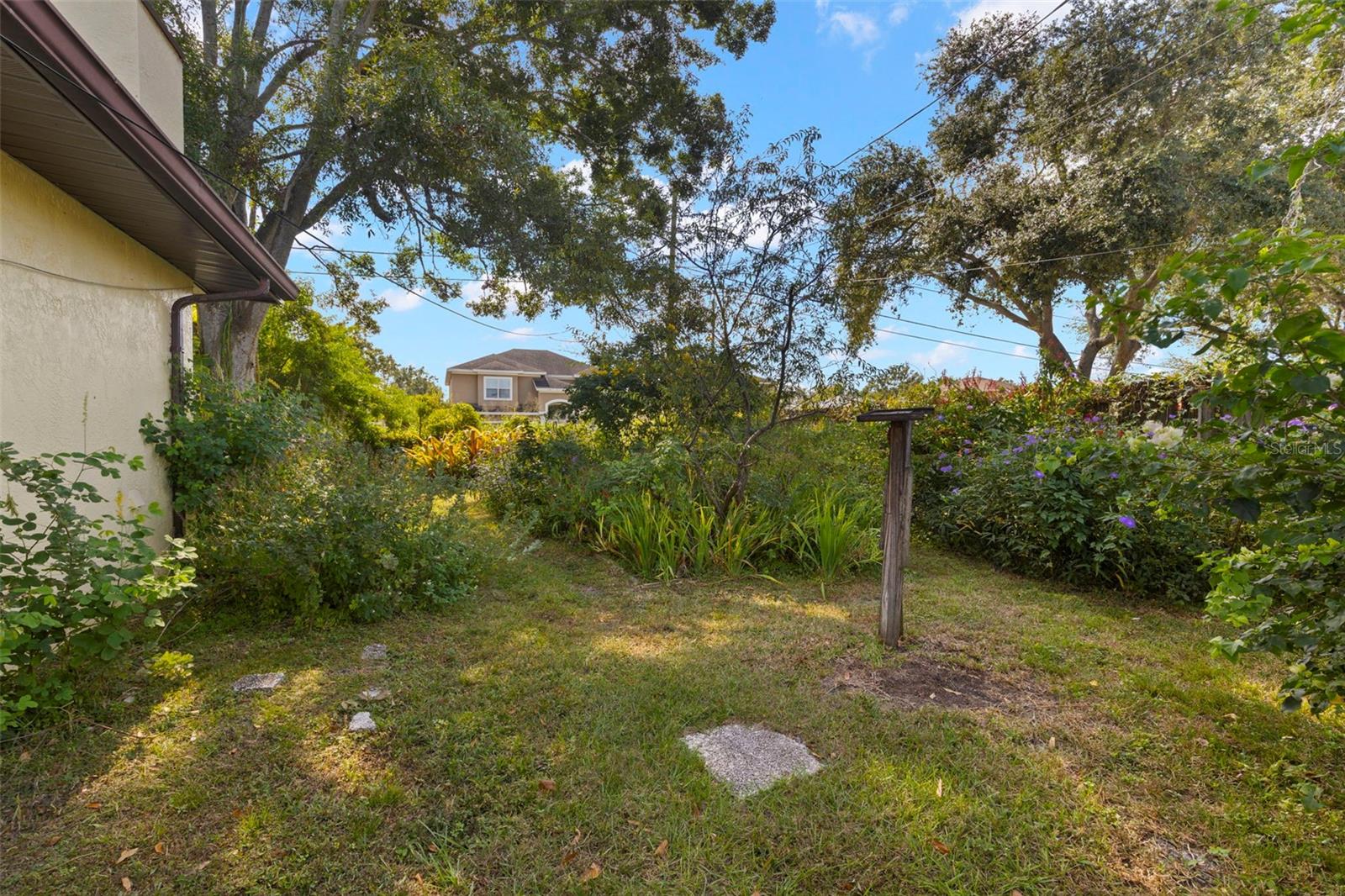 PINELLAS FARMS - Residential