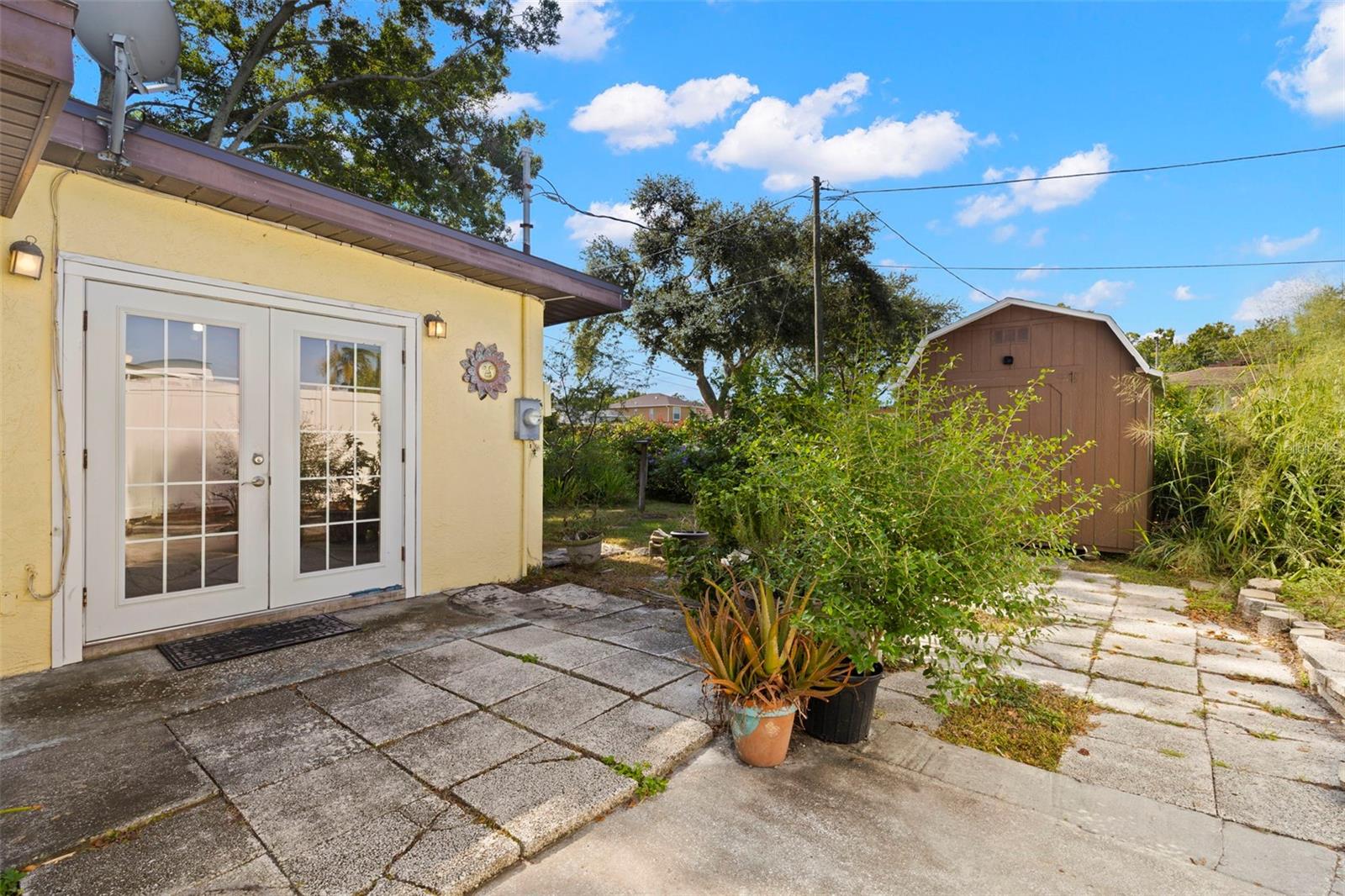 PINELLAS FARMS - Residential