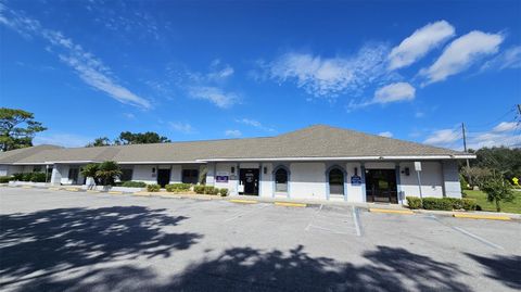 Photo of 918 Rolling Acres Road #4, Lady Lake, FL 32159 (MLS # G5103534)