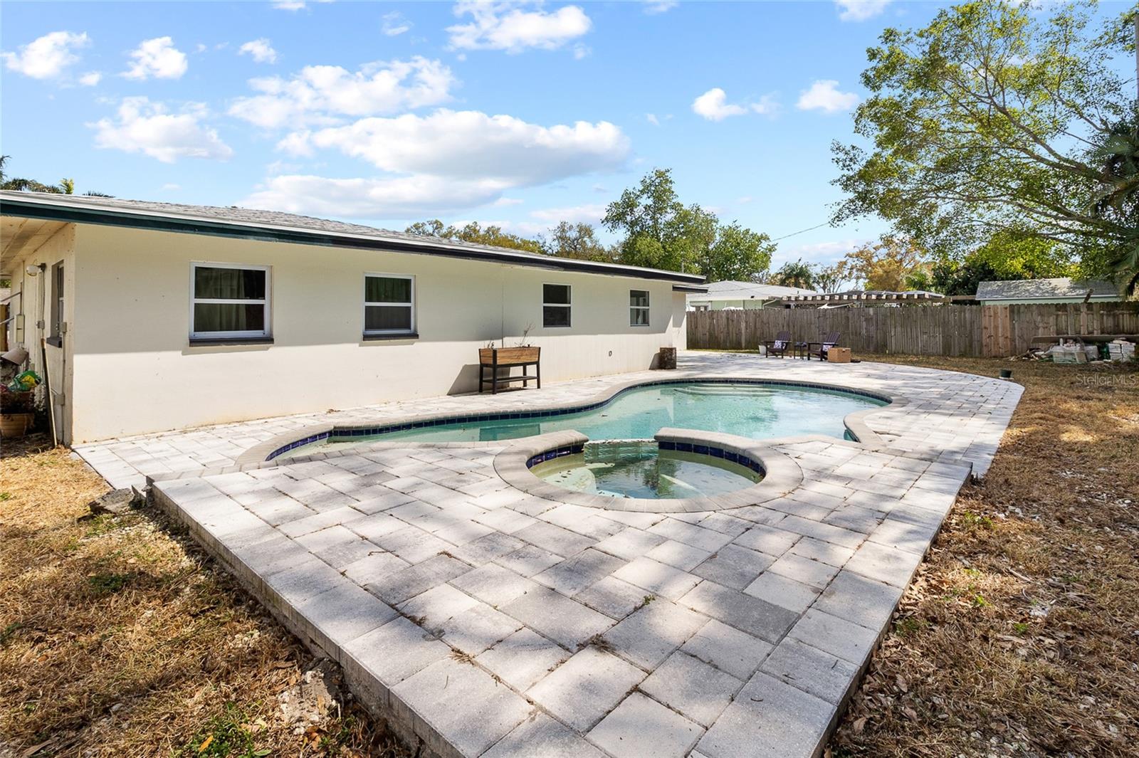 HARBOR CREST - Residential