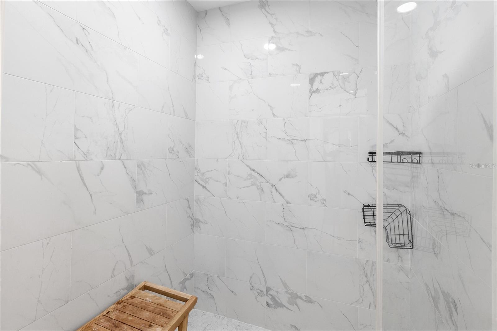 HARBOR CREST - Residential