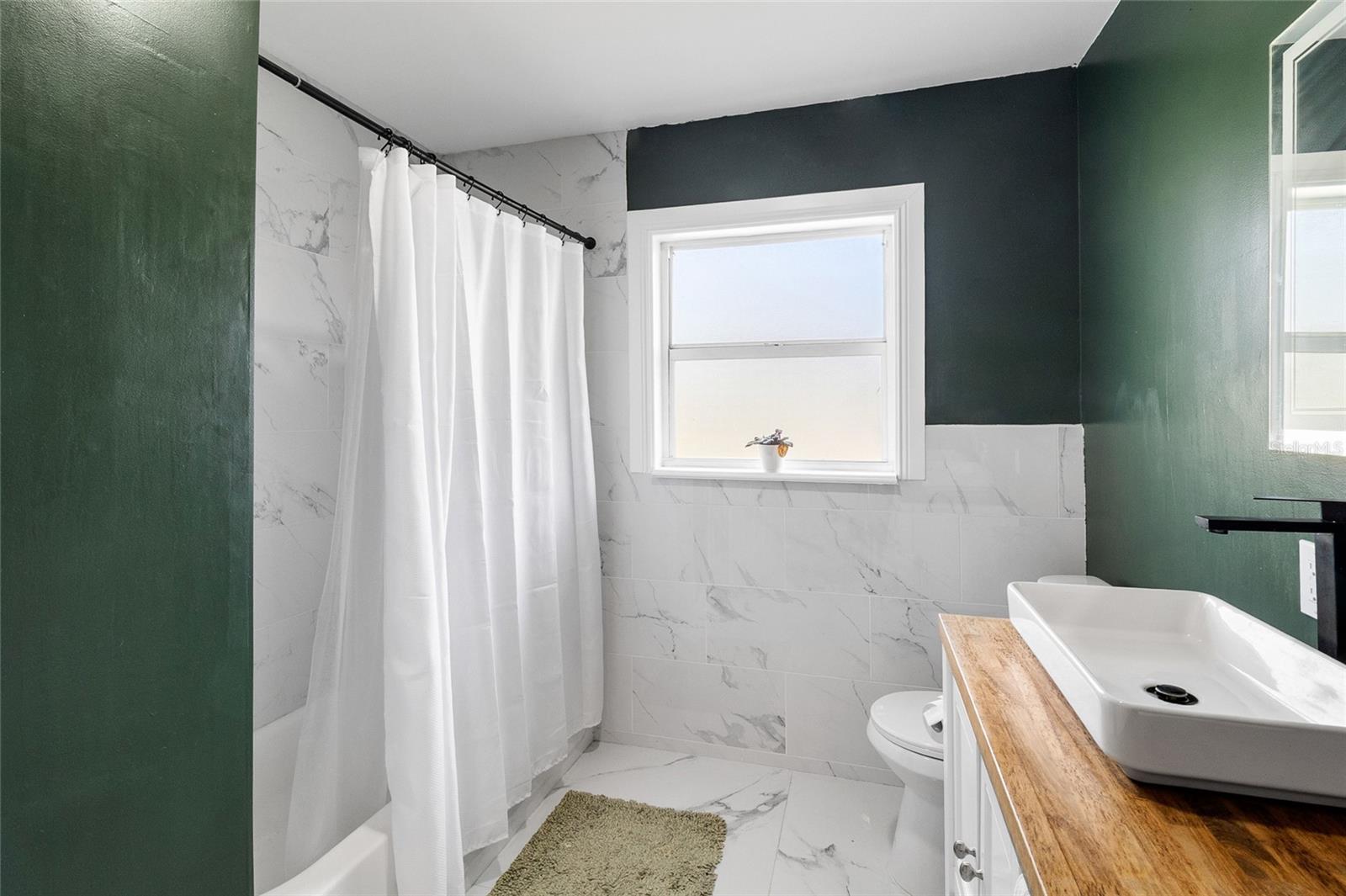 HARBOR CREST - Residential