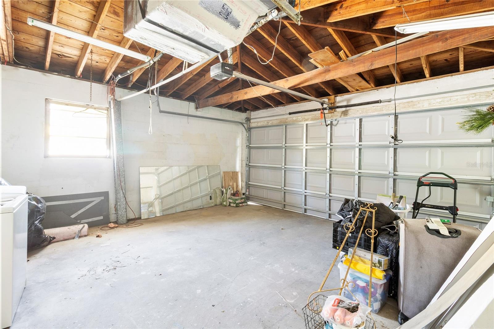 HARBOR CREST - Residential