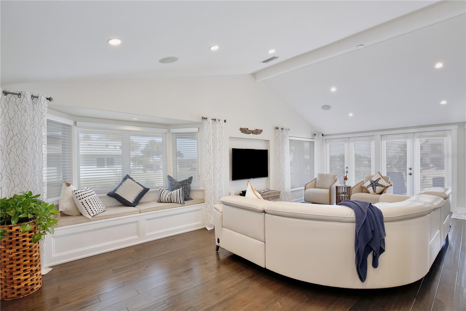 ASSESSORS ALVAREZ GRANT - Residential