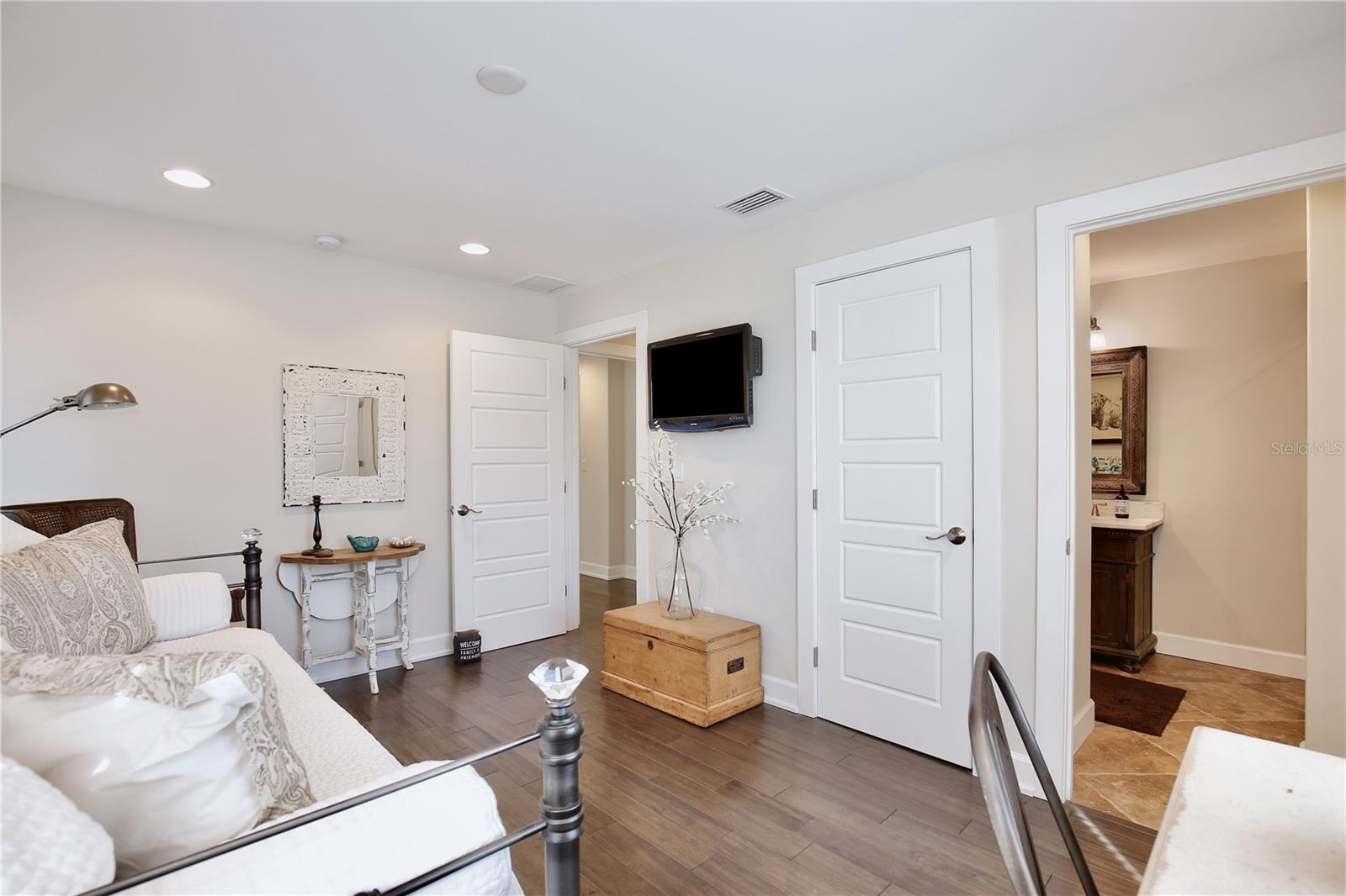 ASSESSORS ALVAREZ GRANT - Residential