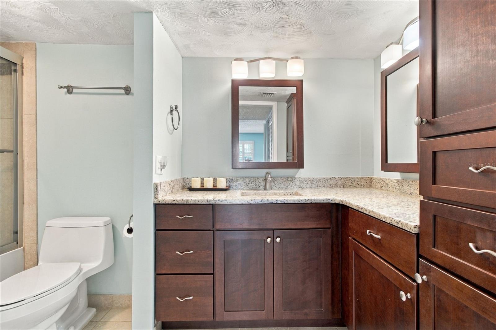 9 FORBES PLACE 412