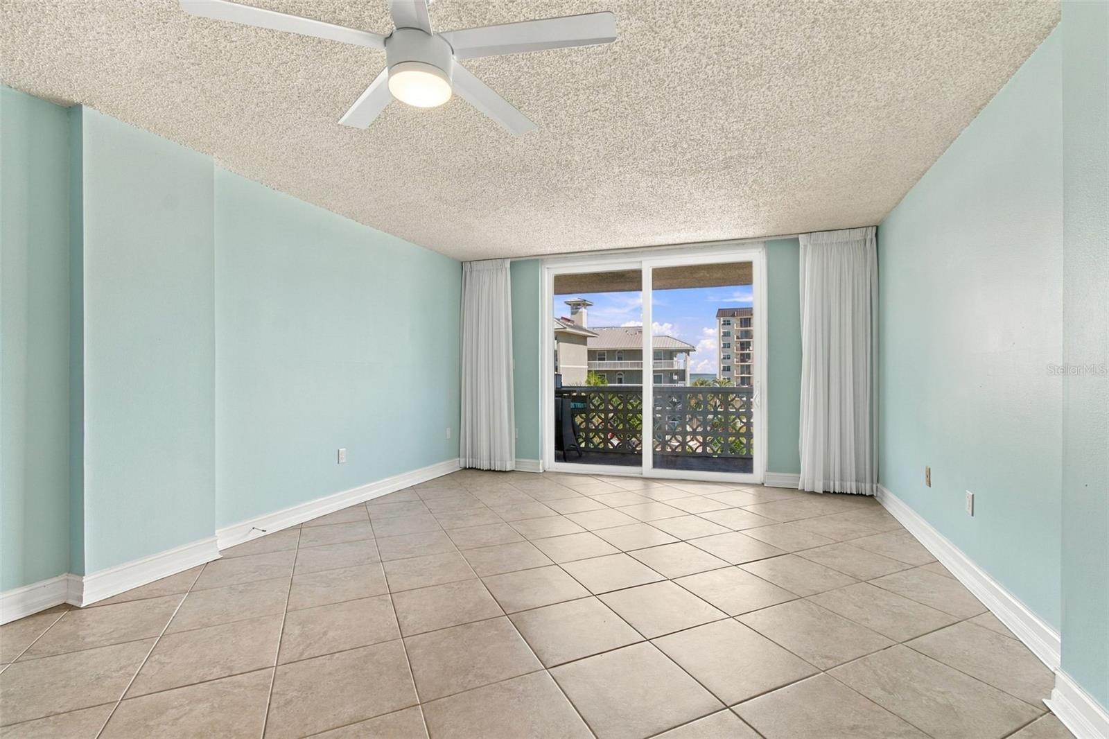 9 FORBES PLACE 412