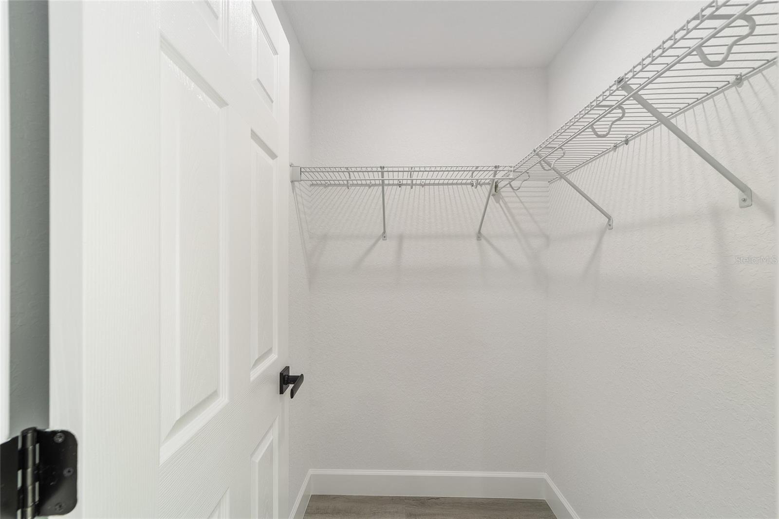 SILVER SPGS SHORES UN 24 - Residential