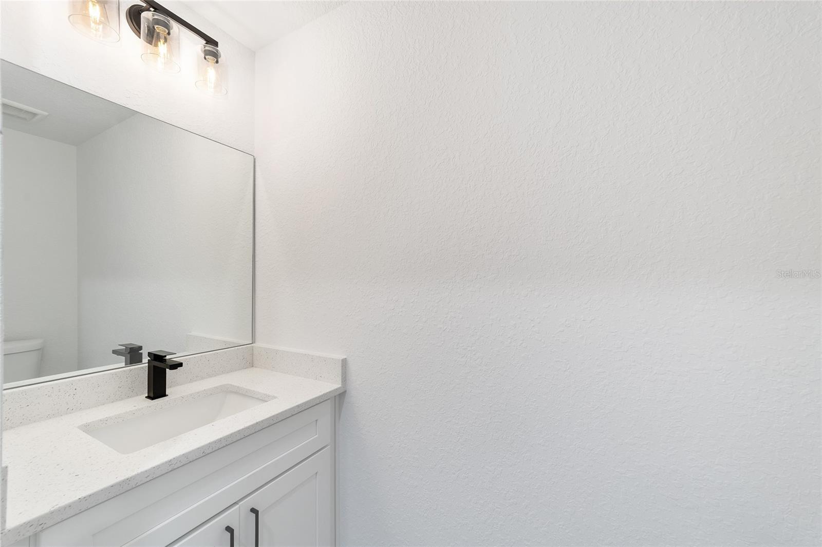 SILVER SPGS SHORES UN 24 - Residential