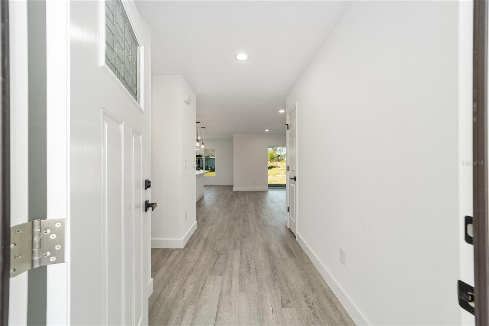 SILVER SPGS SHORES UN 24 - Residential