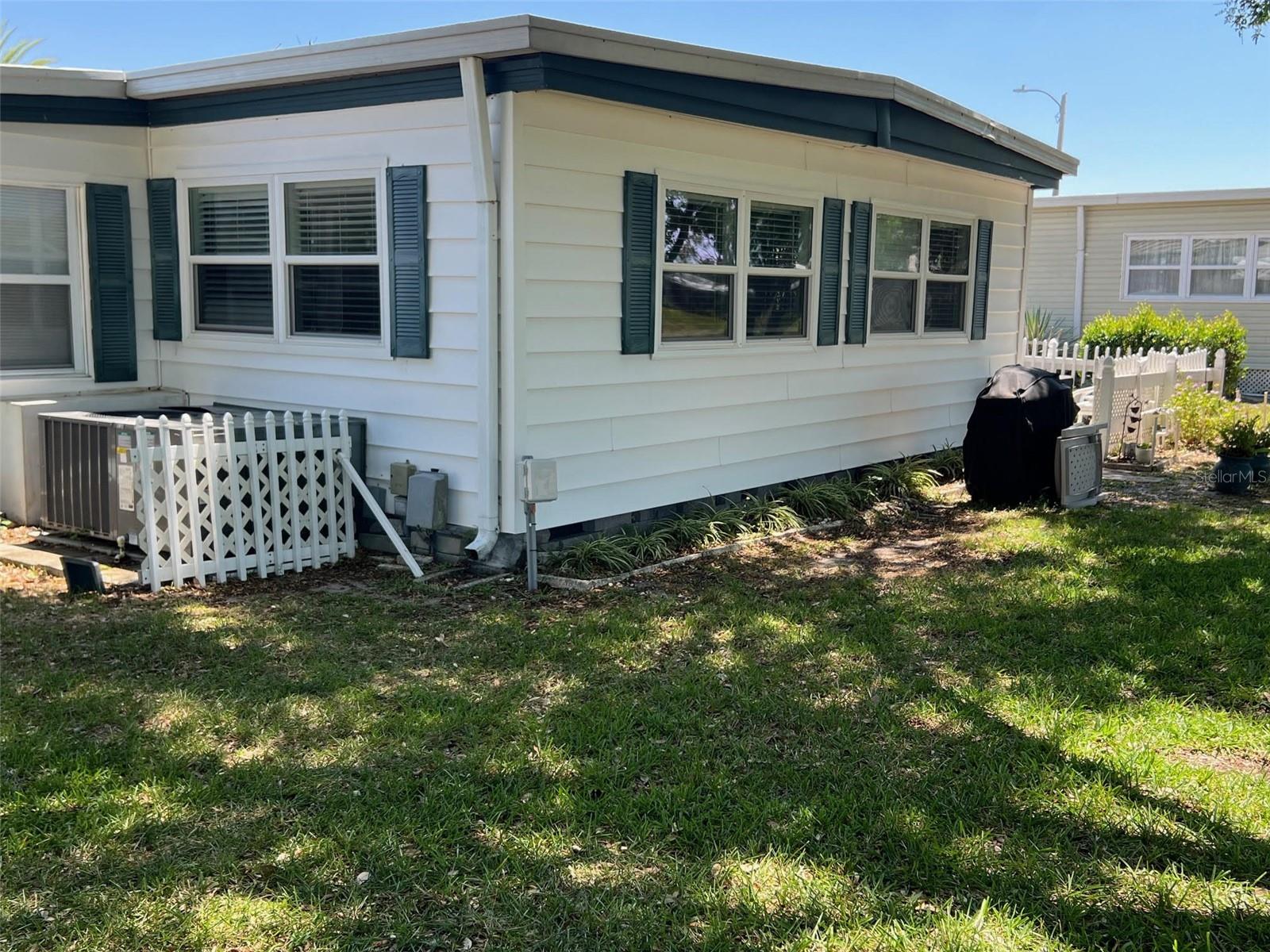 PALM HILL MOBILE HOME PARK UNREC - Residential