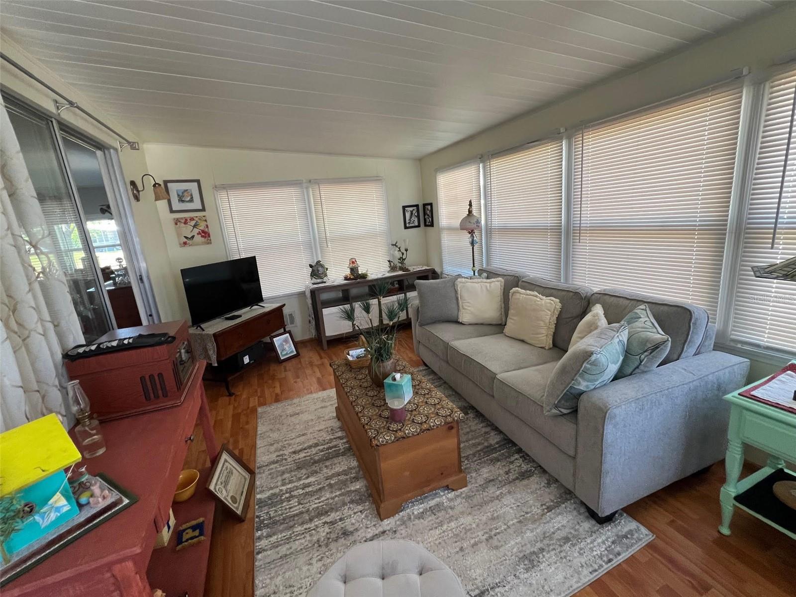 PALM HILL MOBILE HOME PARK UNREC - Residential