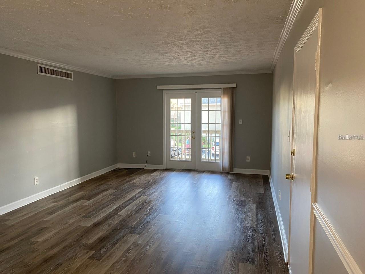 395 WYMORE ROAD 200