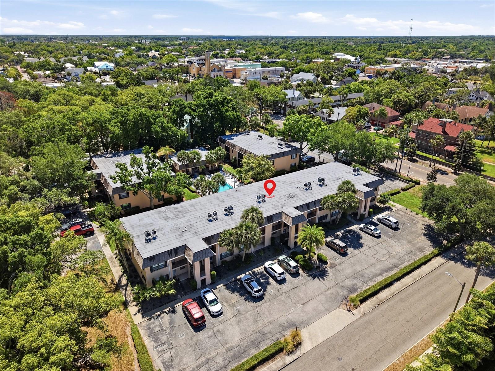 100 GRAND BOULEVARD 106